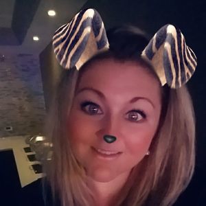 Meet your Posher, Elyse